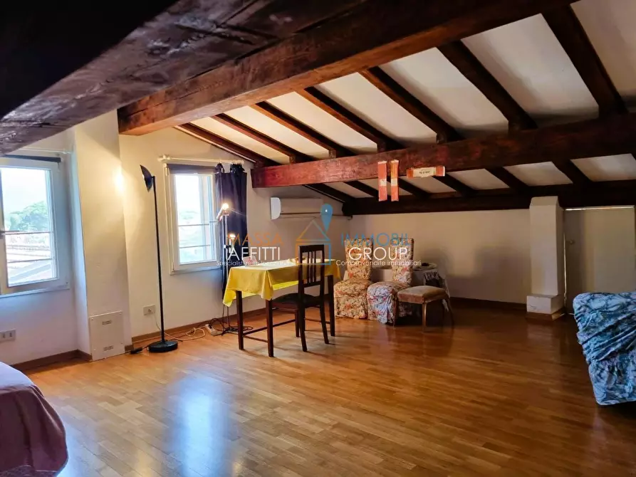 Immagine 21 di Pentalocale in vendita  in Via Paolo Ferrari 18 a Massa