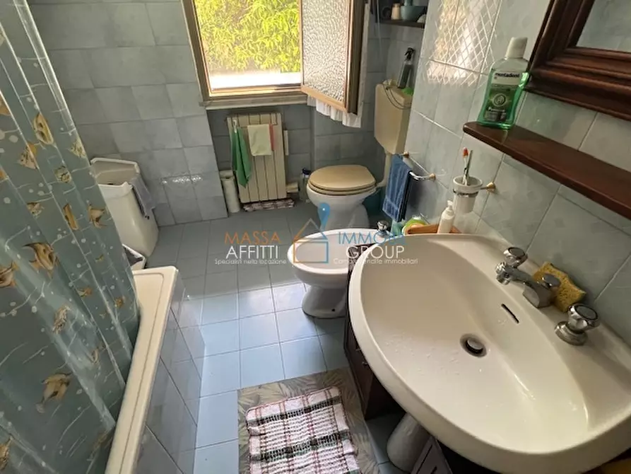 Immagine 27 di Trilocale in vendita  in Largo Quercioli 16 a Massa