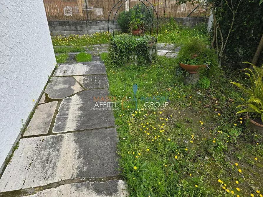 Immagine 9 di Casa indipendente in vendita  in Via Bassagrande 102 a Carrara