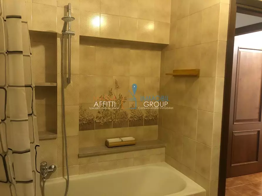 Immagine 19 di Porzione di casa in affitto  in Via Romana 202 a Massa