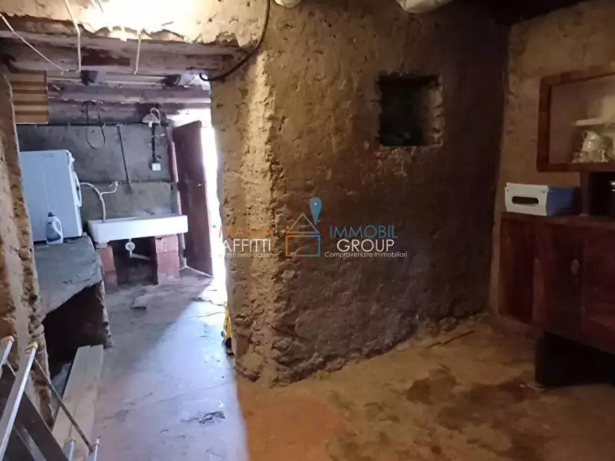 Immagine 26 di Terratetto in vendita  in Frazione Pariana 110 a Massa