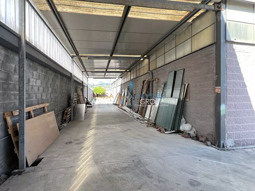 Immagine 20 di Capannone industriale in affitto  in Via Provinciale Avenza-Massa 194 a Carrara