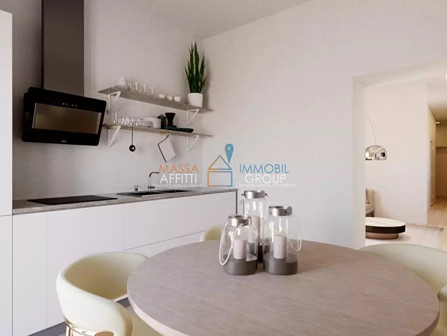 Immagine 12 di Quadrilocale in vendita  in Via Magenta 10 a Massa