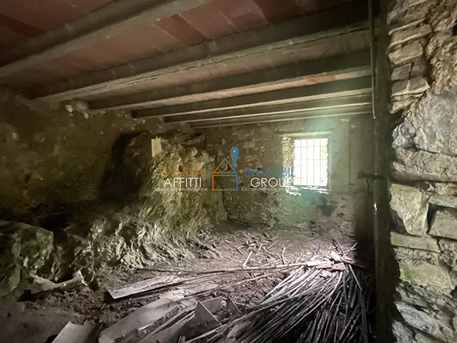 Immagine 43 di Casa semindipendente in vendita  in Via Monte Grappa 1 a Stazzema