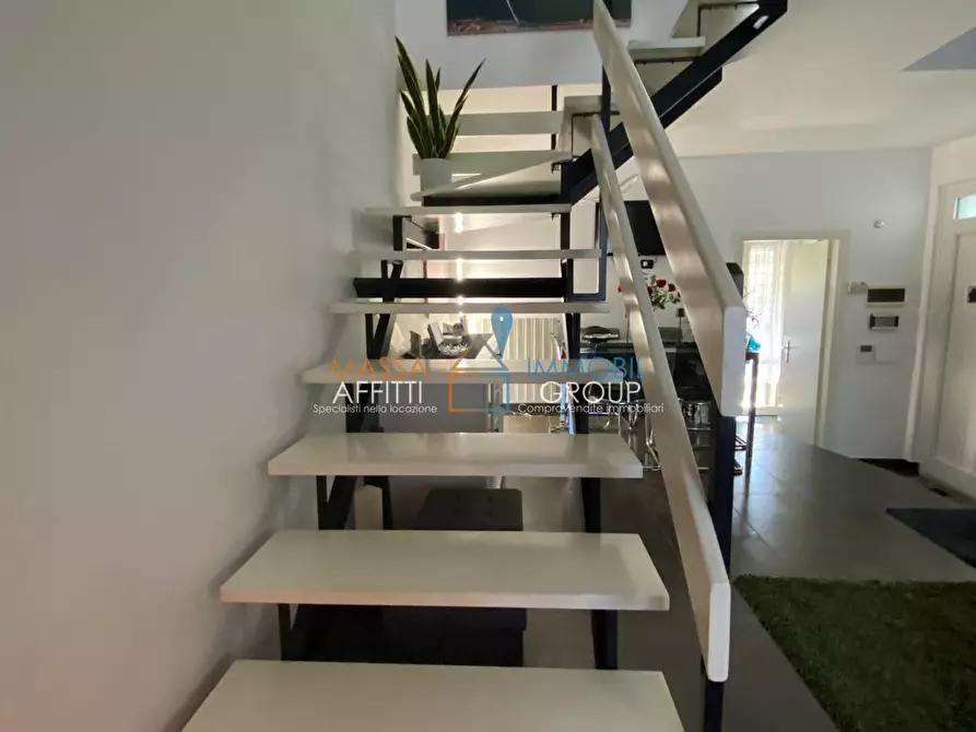 Immagine 47 di Porzione di casa in vendita  in Via del Conte 30 a Montignoso