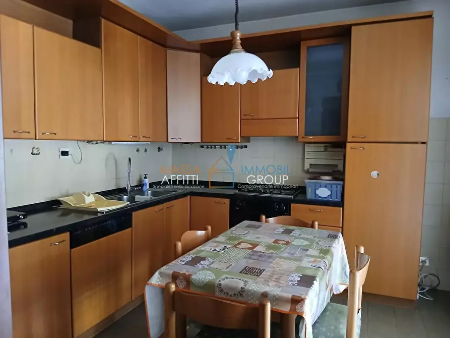 Immagine 6 di Appartamento in vendita  in Via Romagnano 14 a Massa