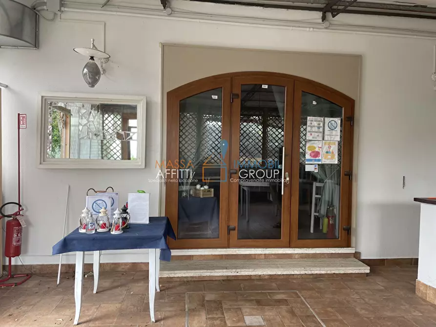 Immagine 6 di Locale commerciale in affitto  in Via Bagaglione 18 a Massa