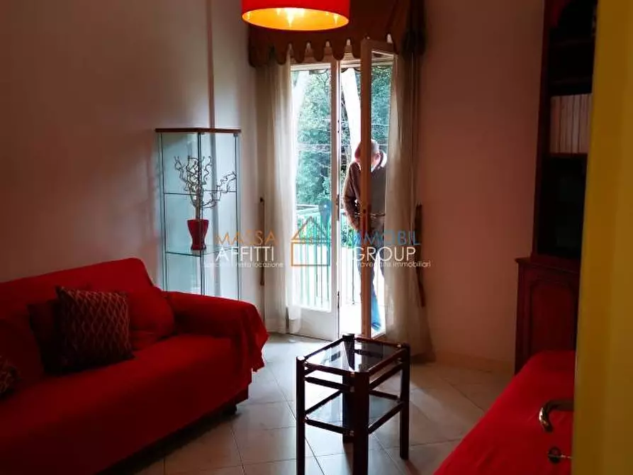 Immagine 2 di Porzione di casa in vendita  in Via dei Mignani 17 a Massa