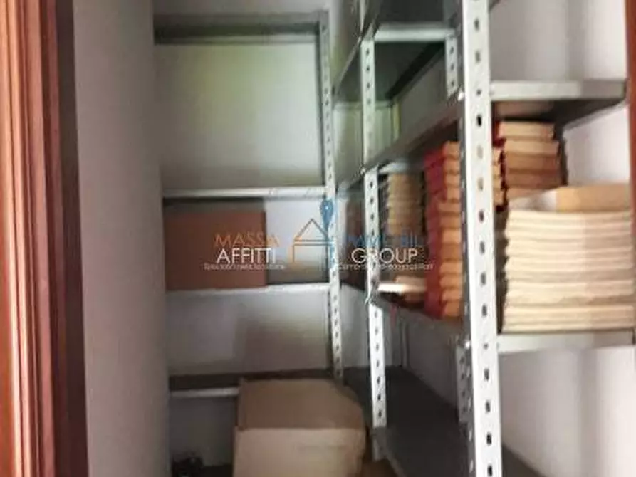 Immagine 23 di Quadrilocale in vendita  in Viale Monzoni 37 a Carrara