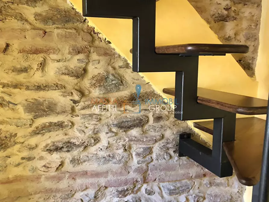 Immagine 4 di Trilocale in vendita  in Località Casette 95 a Massa