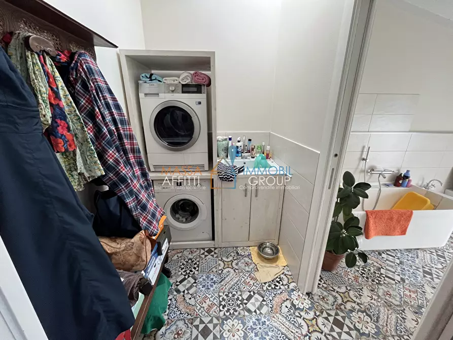 Immagine 18 di Villetta a schiera in vendita  in Via Felice Cavallotti 100 a Massa