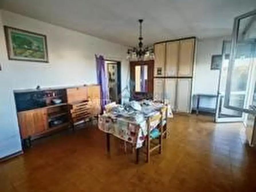 Immagine 5 di Quadrilocale in vendita  in Via Fossone 31 a Massa