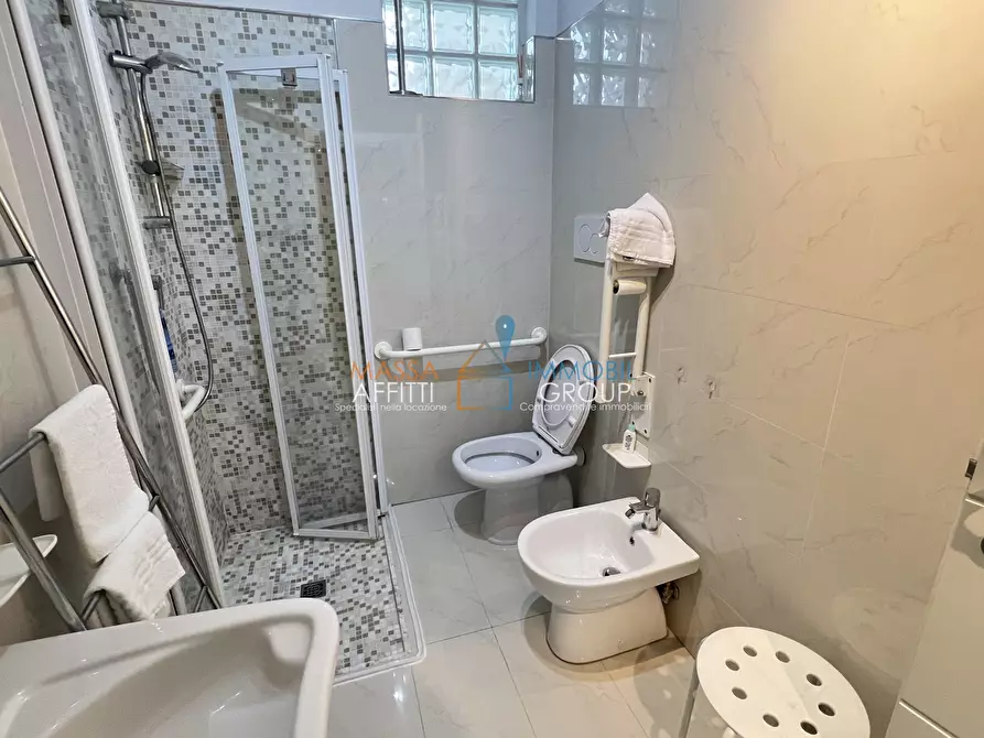 Immagine 12 di Trilocale in vendita  in Via Poveromo 20 a Massa