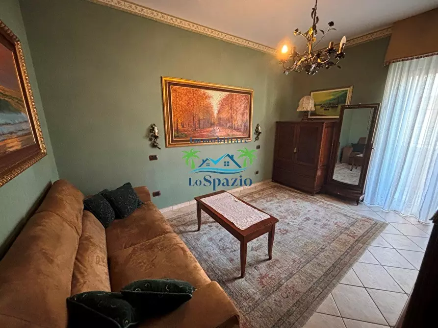 Immagine 8 di Trilocale in vendita  in via clavesana a Andora