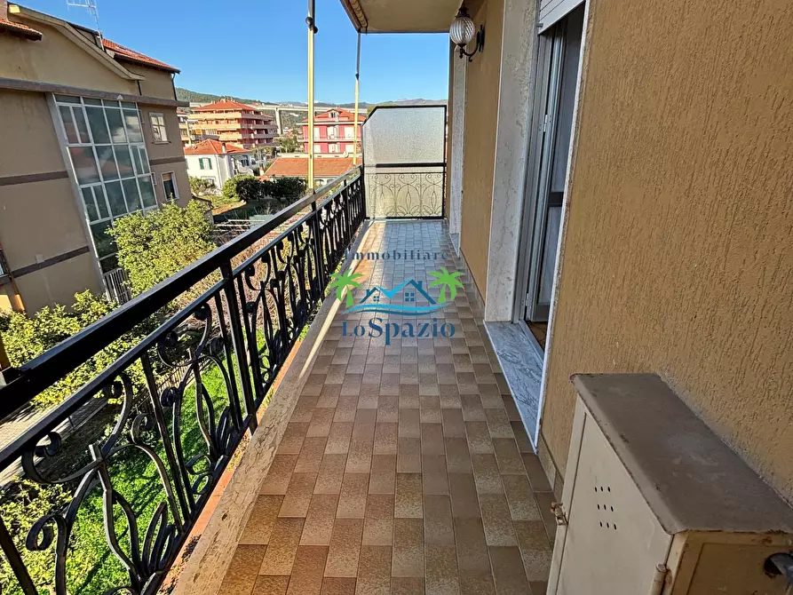 Immagine 22 di Bilocale in vendita  in via san lazzaro a Andora