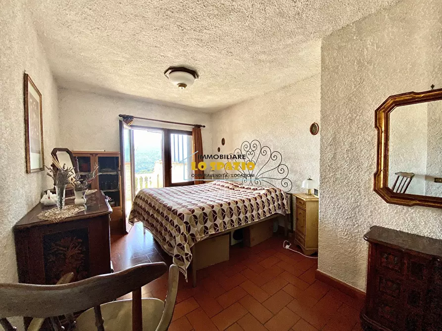 Immagine 39 di Villa in vendita  in via soprana 21 a Andora