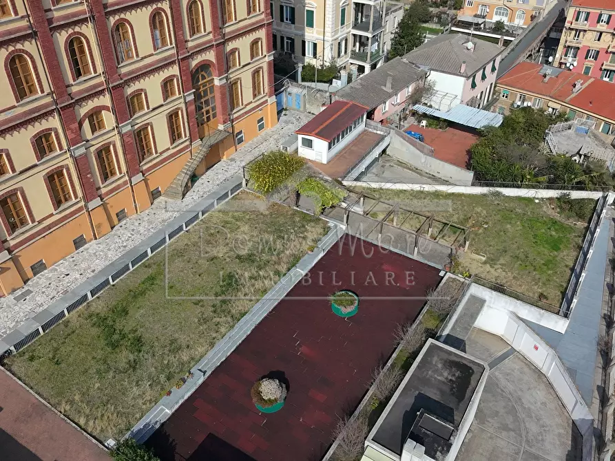 Immagine 7 di Garage in vendita  in Via Davide Caminati 6 a Savona