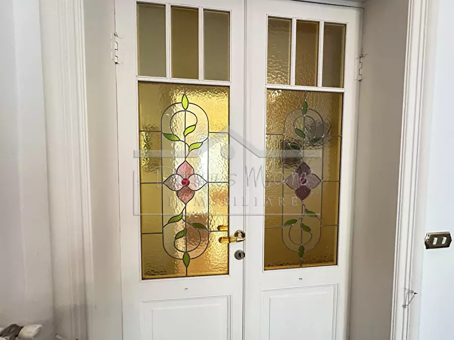 Immagine 10 di Pentalocale in vendita  in Piazza del Popolo 3 a Savona