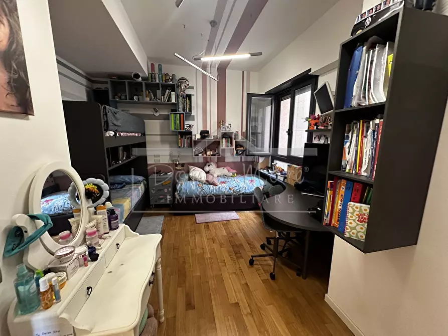 Immagine 18 di Attico in vendita  in Corso vittorio Veneto 1 a Savona