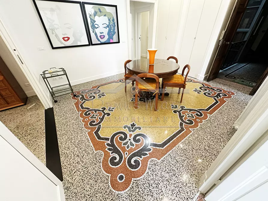 Immagine 8 di Pentalocale in vendita  in Via Beato Ottaviano 4 a Savona