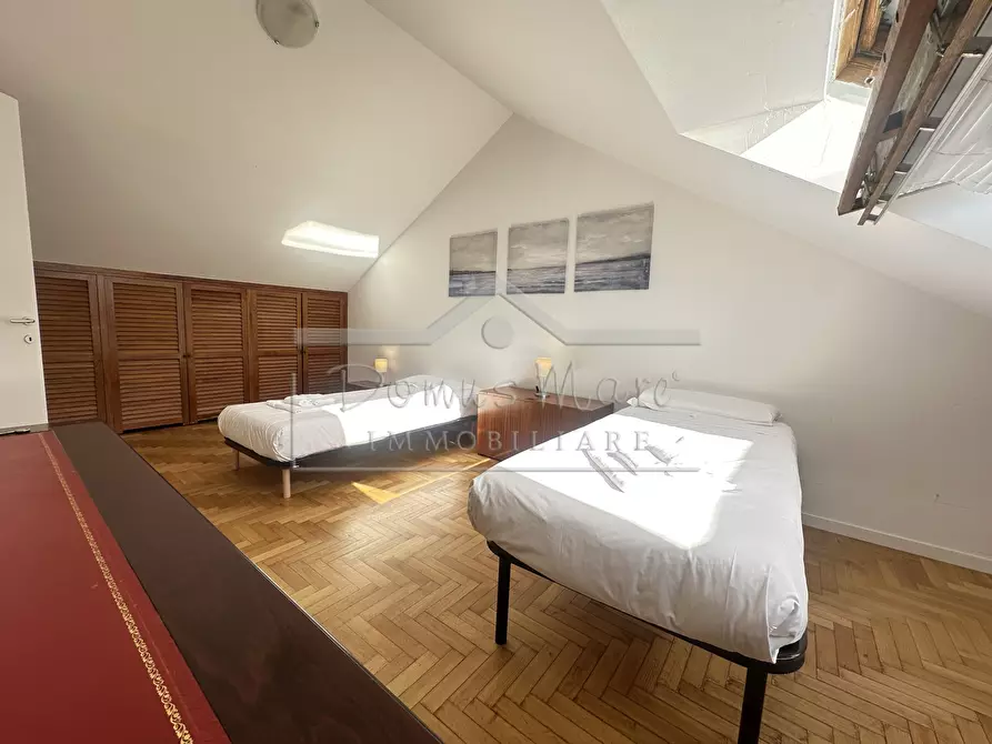 Immagine 43 di Casa indipendente in vendita  in Salvo D'Acquisto 70 a Recco