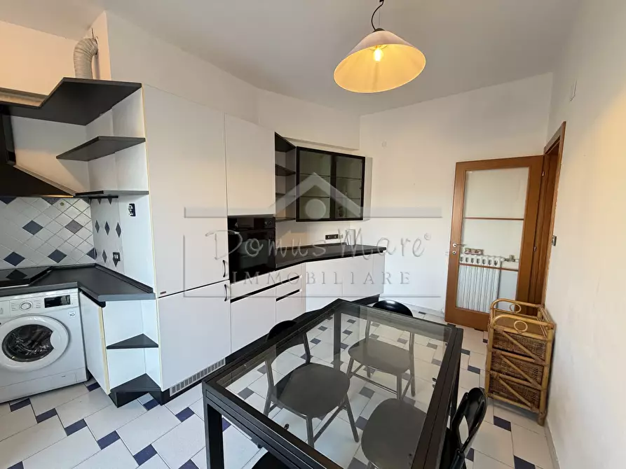 Immagine 11 di Quadrilocale in affitto  a Savona