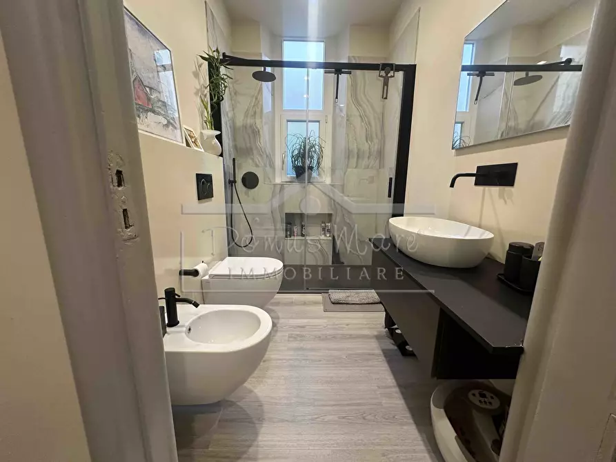 Immagine 34 di Pentalocale in vendita  in Via Beato Formica 4 a Savona