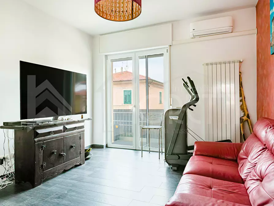 Immagine 25 di Pentalocale in vendita  in Via dell'Alloro a Livorno