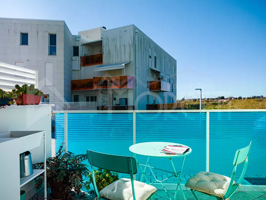 Immagine 21 di Trilocale in vendita  in Via Lazzara Giovanni a Livorno