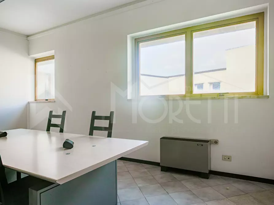Immagine 7 di Ufficio in affitto  in Via Martin Luther King a Livorno
