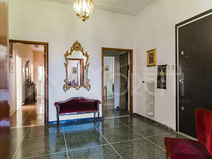 Immagine 26 di Pentalocale in vendita  in Viale Fabbricotti a Livorno