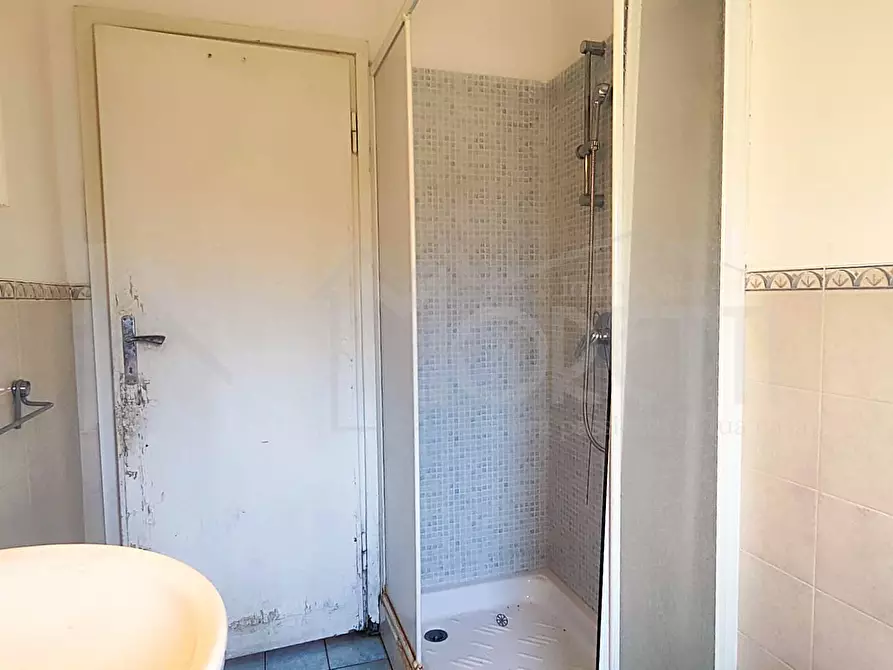 Immagine 21 di Quadrilocale in vendita  in Via Anna Frank a Livorno