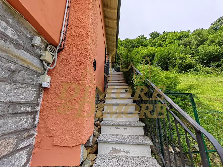 Immagine 17 di Villa in vendita  a Cannobio