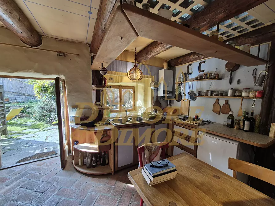 Immagine 25 di Casa indipendente in vendita  in Valleggia a Montescheno