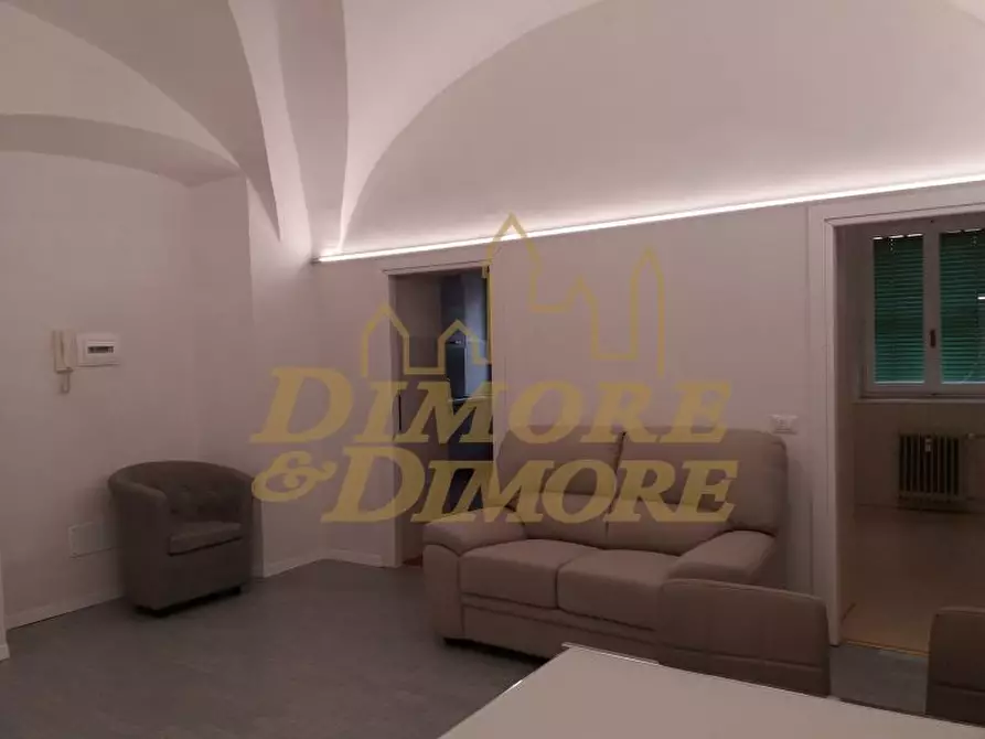 Immagine 5 di Bilocale in affitto  a Verbania