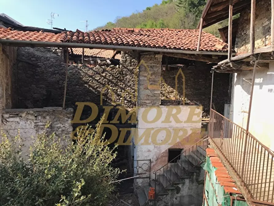 Immagine 7 di Porzione di casa in vendita  in vicolo san giulio a Lesa