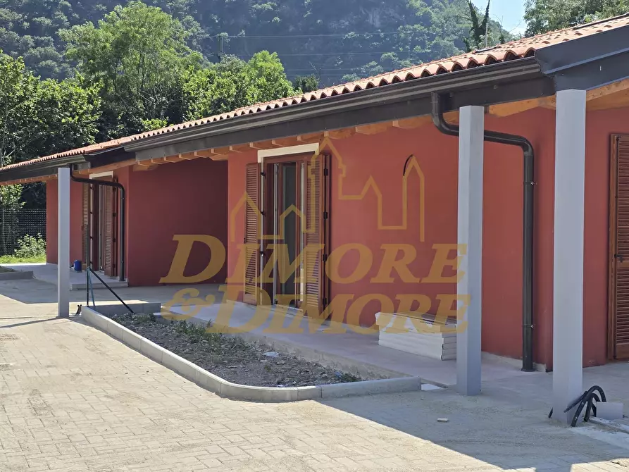 Immagine 6 di Casa bifamiliare in vendita  in via cantarana a Gravellona Toce