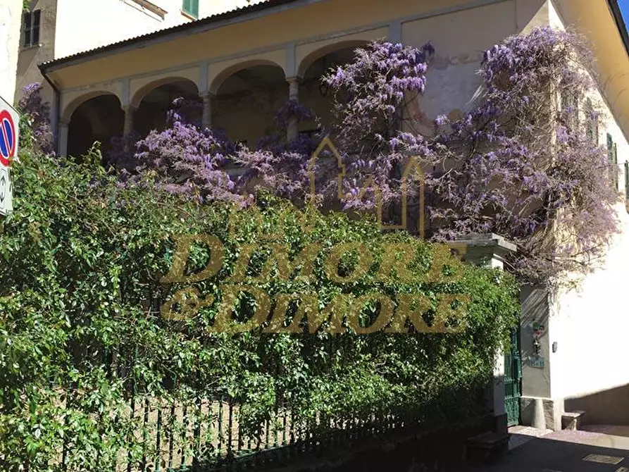 Immagine 25 di Villa in vendita  a Varese