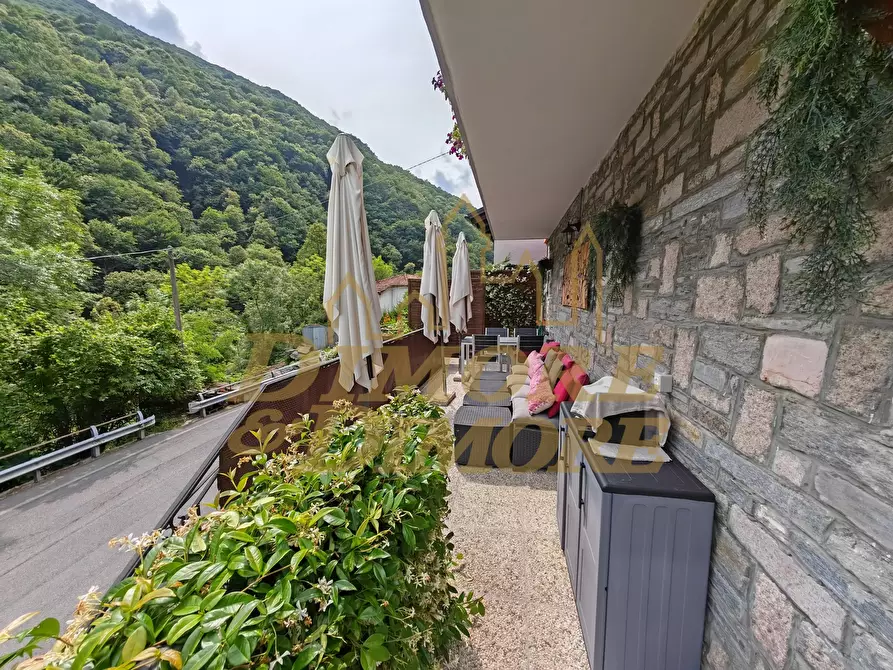 Immagine 16 di Casa bifamiliare in vendita  a Valle Cannobina