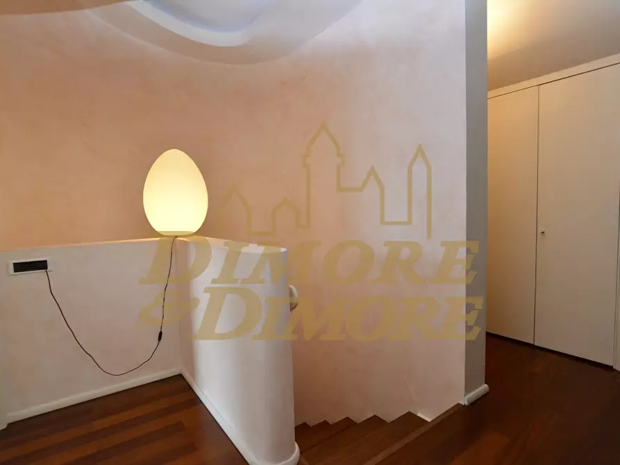 Immagine 54 di Villa in vendita  a Ranco