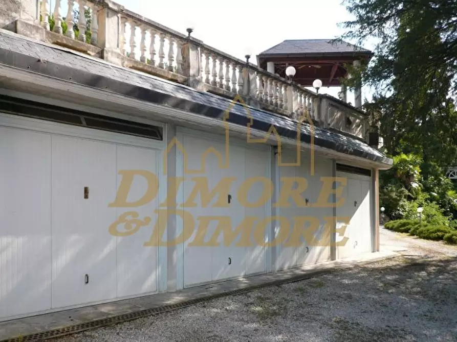 Immagine 22 di Villa in vendita  in Via Ciro Menotti 3 a Luino