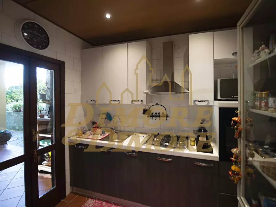 Immagine 25 di Villa in vendita  a Ghiffa