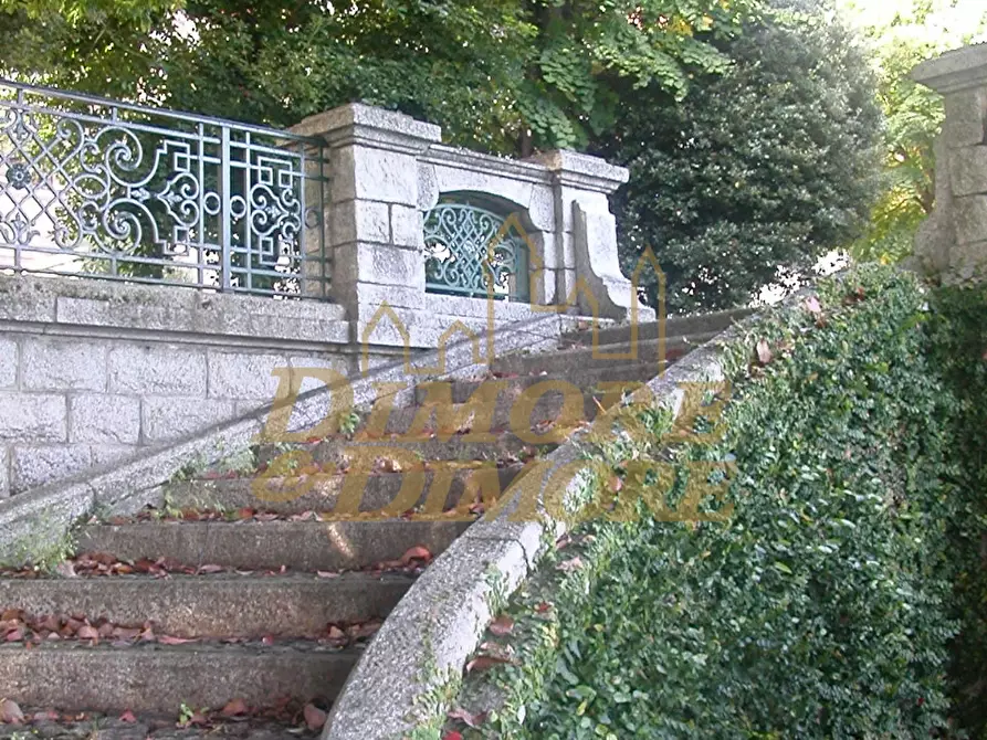 Immagine 20 di Quadrilocale in vendita  in Strada Statale 34 del Lago Maggiore 68 a Oggebbio