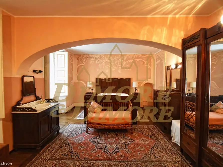 Immagine 23 di Villa in vendita  a Varese