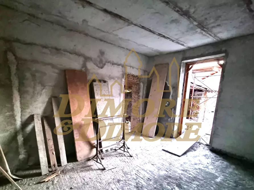 Immagine 17 di Rustico / casale in vendita  a Brovello-Carpugnino