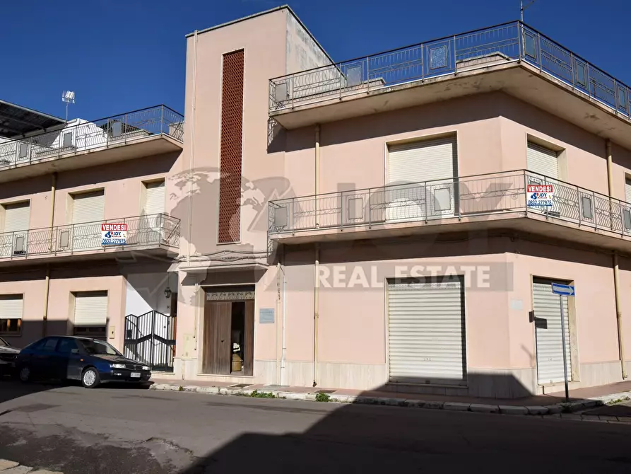 Immagine 17 di Appartamento in vendita  in via maremonti 50 a Campi Salentina