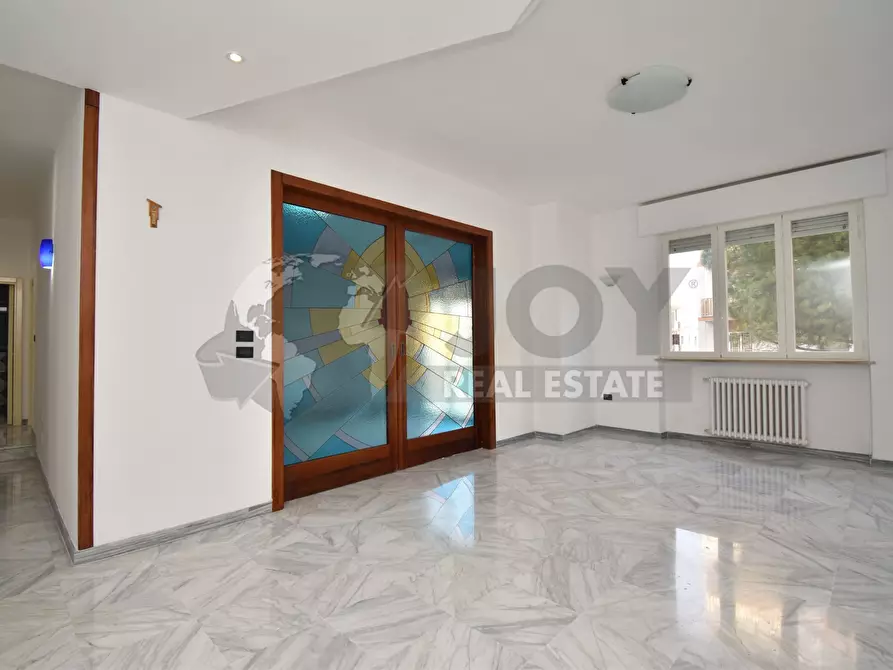 Immagine 2 di Appartamento in vendita  in Viale Aldo Moro 95 a Brindisi