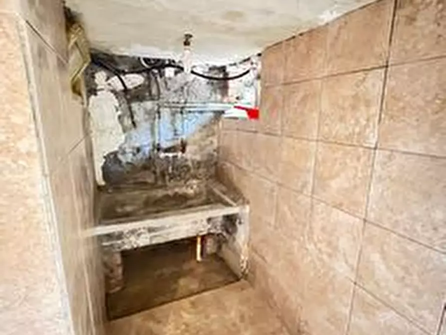 Immagine 32 di Porzione di casa in vendita  in VIA SANTA CROCE a Roccascalegna