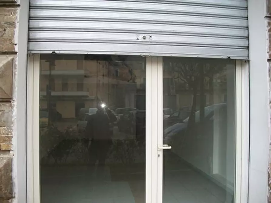 Immagine 13 di Locale commerciale in affitto  in PIAZZA GARIBALDI a Lanciano