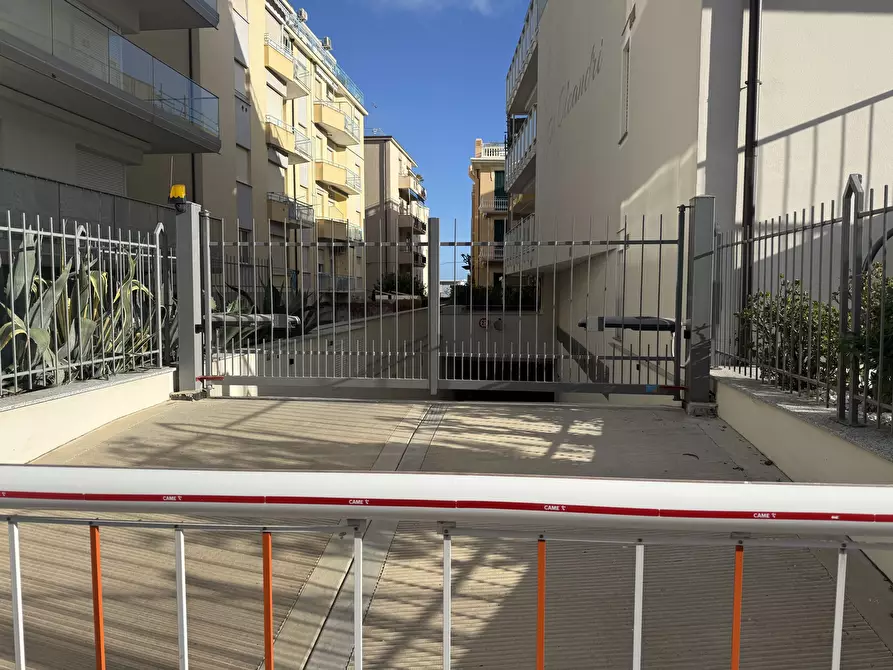 Immagine 7 di Bilocale in affitto  in Via Roma a Alassio